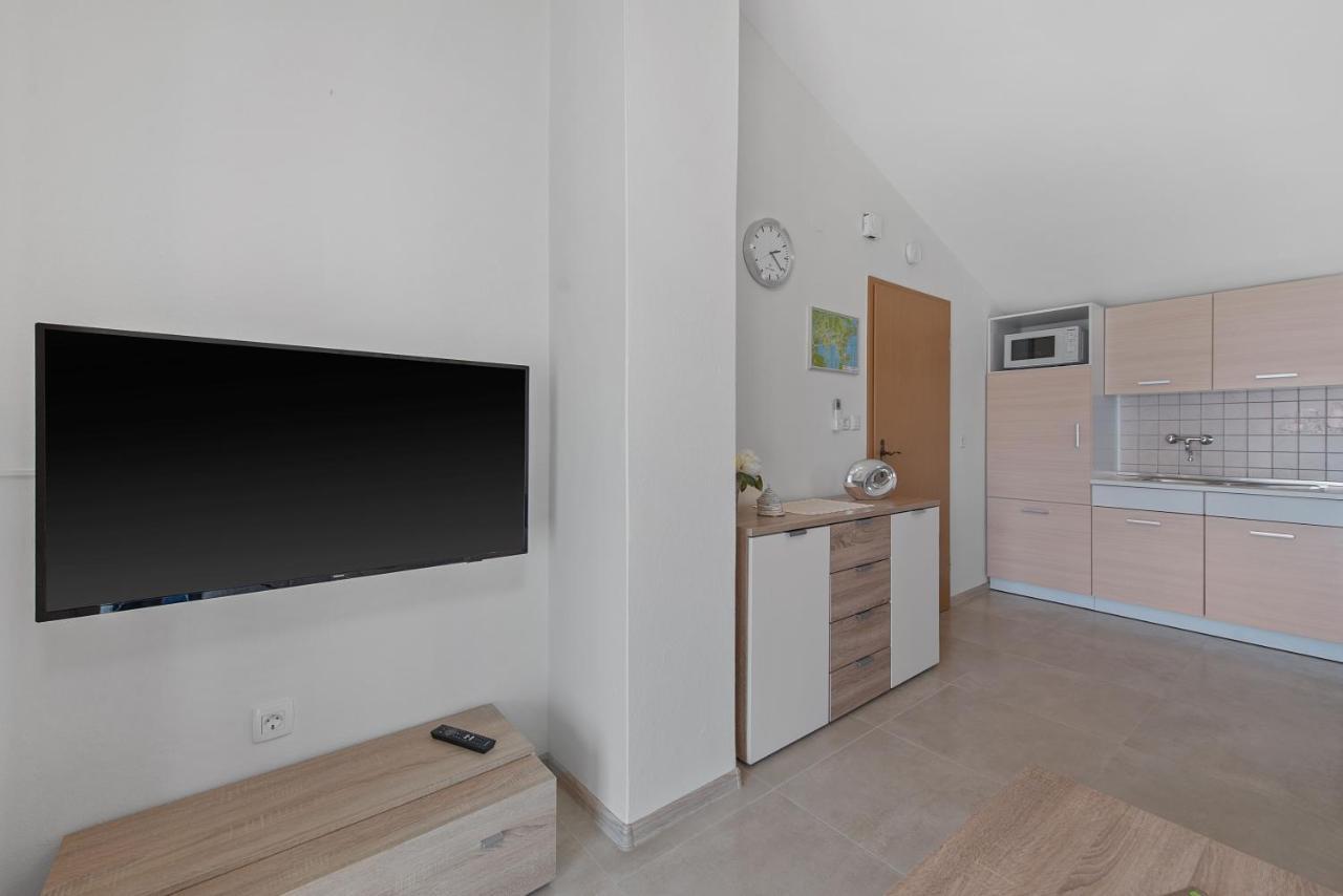 Summer House Apartment