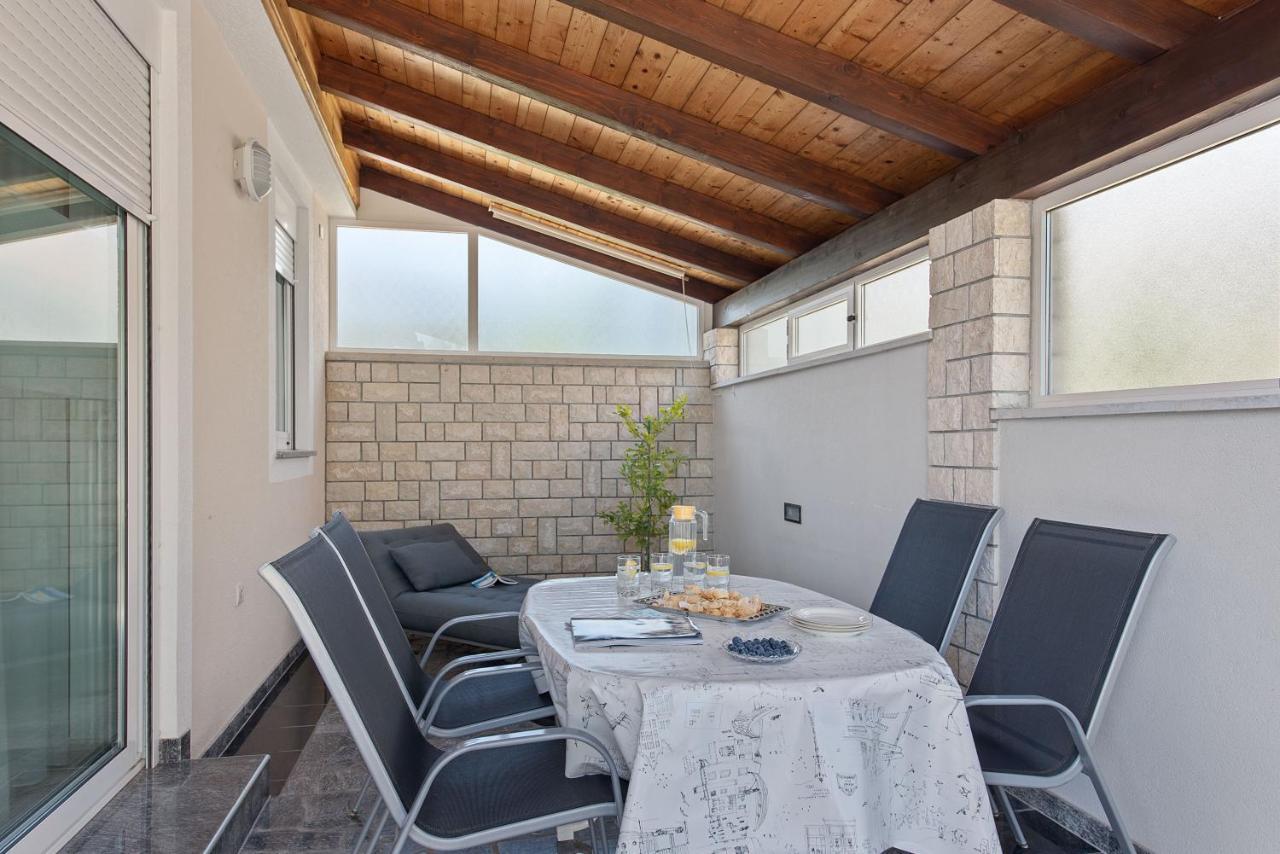 Summer House * Pula